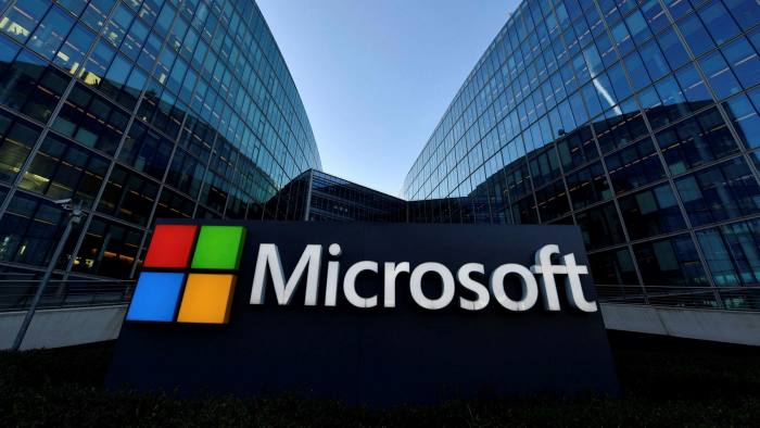 Microsoft chính thức “vượt mặt” Apple và trở thành công ty có giá trị nhất thế giới 