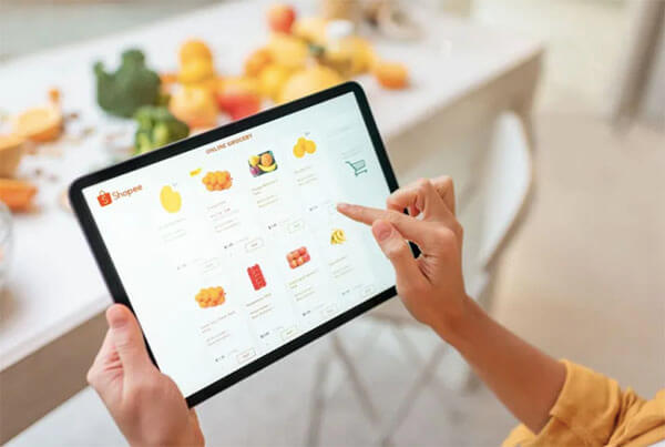 Người Việt đang dần ưu tiên mua hàng trực tuyến